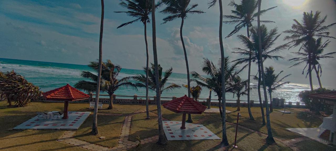Nu-Vin Beach Hotel Ahangama Exteriör bild