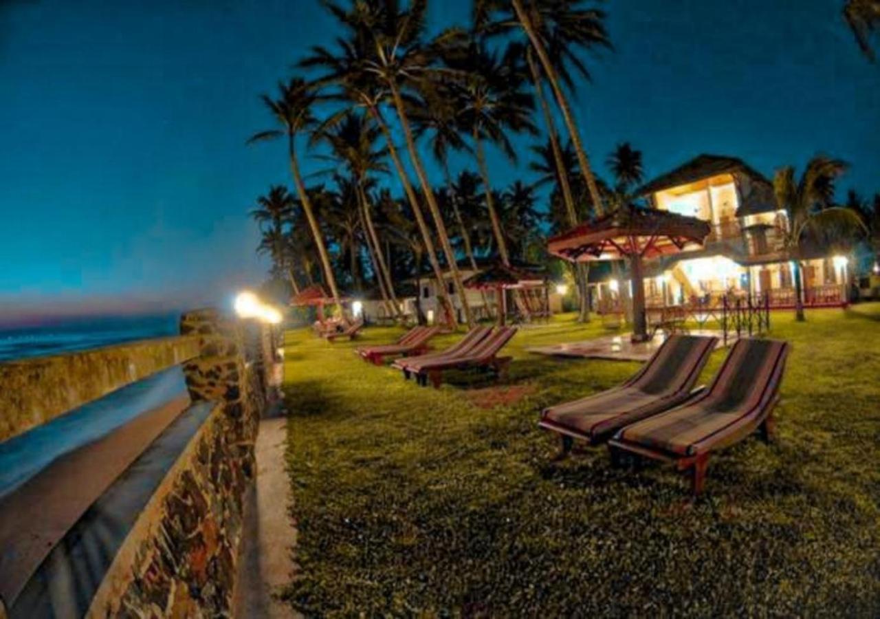Nu-Vin Beach Hotel Ahangama Exteriör bild